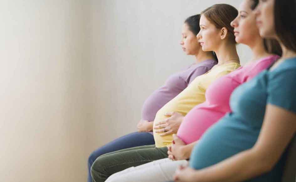 Беременные женщины наблюдаются в женской консультации